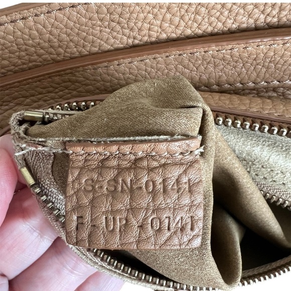 CELINE Micro Luggage Tote Pebble - Picture 6 of 9